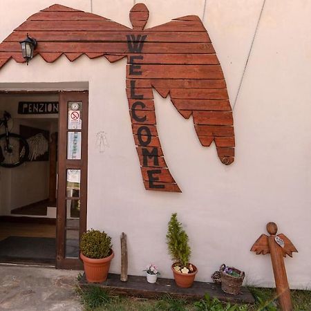Bike Bistro A Penzion U Vsech Andelu Nove Mesto pod Smrkem Eksteriør bilde